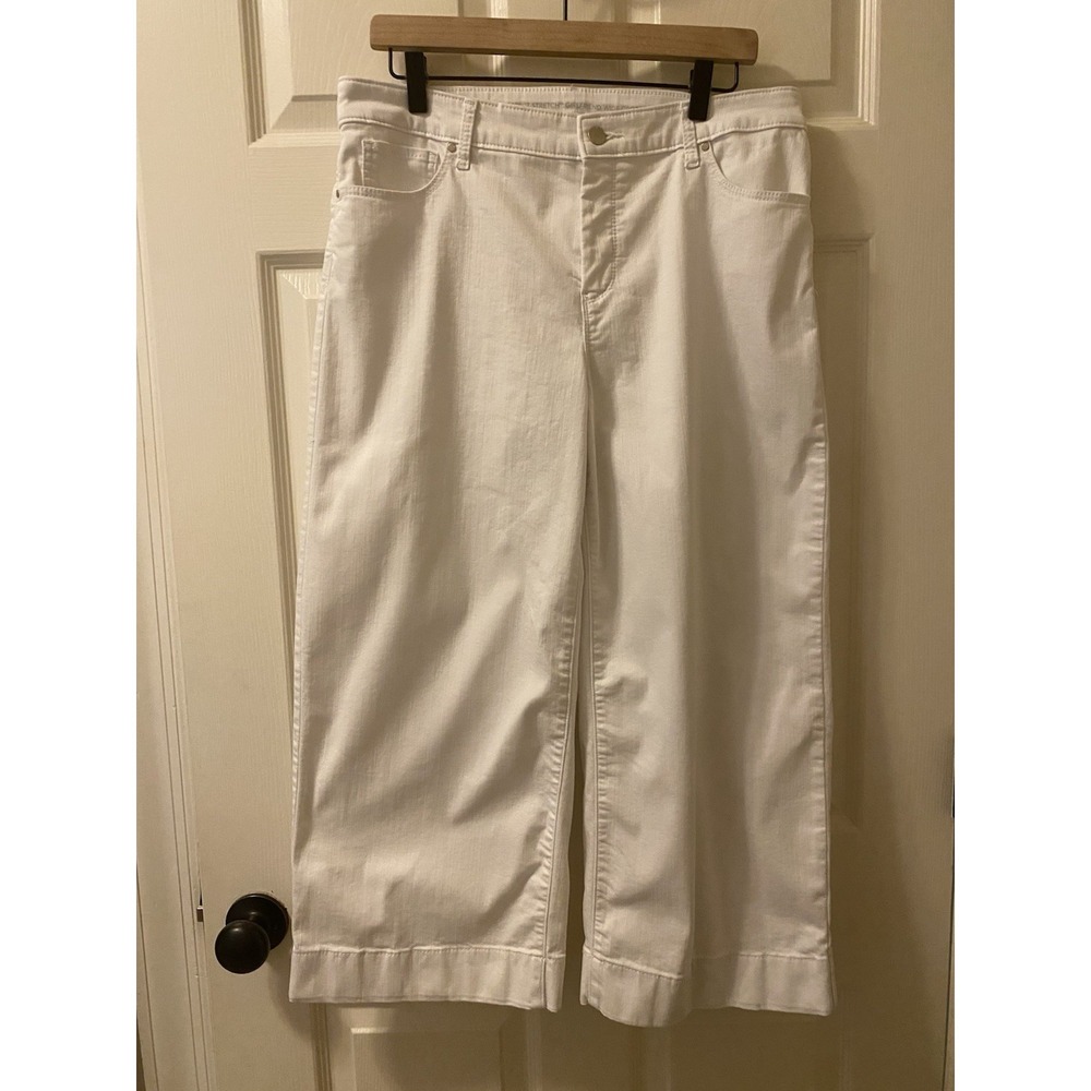 Chico's White Jeans Womens 1.5 Size 10 Perfect Stretch Girlfriend Wide Crop